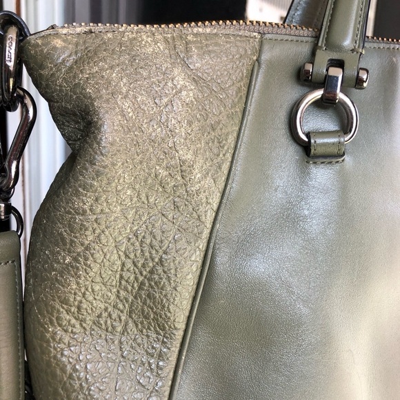 Authentic Coach Legacy Romy Two-Tone Green Leather Satchel - Picture 13 of 16